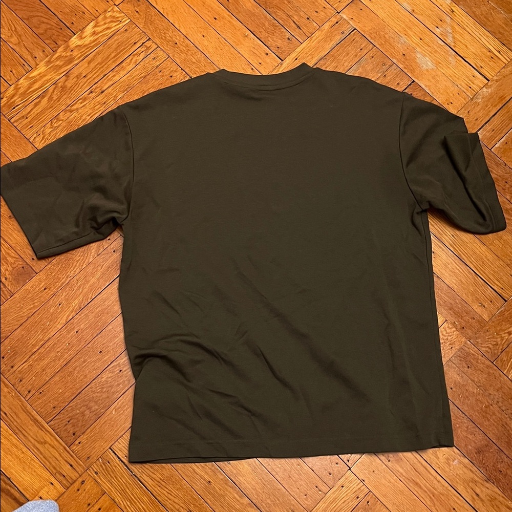 Uniqlo U AIRism Men’s T-Shirt Bundle (2) | Khaki & Olive Green | Size L - Picture 7 of 9